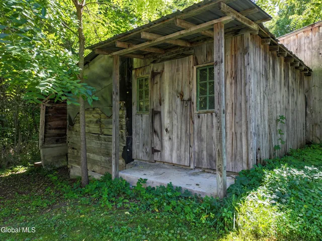 $385,000 | 77 Factoryville Road, Crown Point, NY 12928