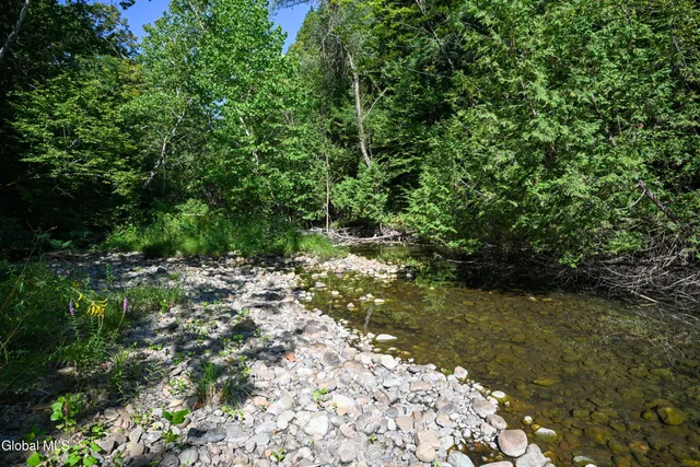 $385,000 | 77 Factoryville Road, Crown Point, NY 12928