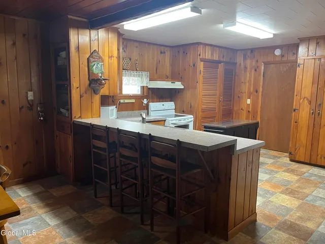 $385,000 | 77 Factoryville Road, Crown Point, NY 12928