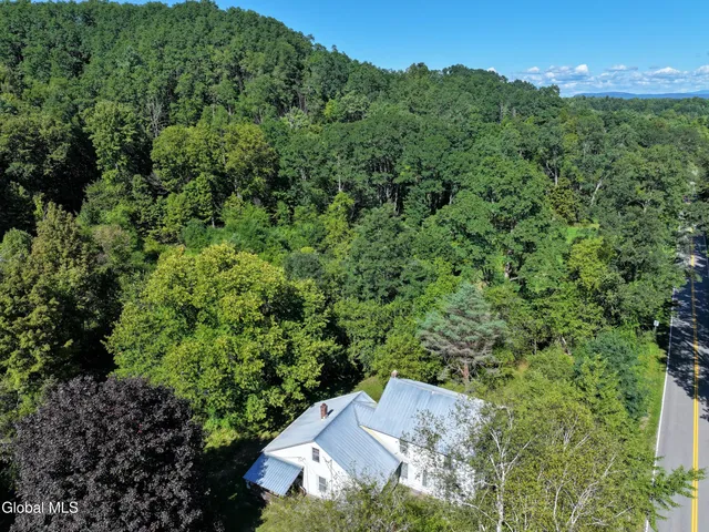 $385,000 | 77 Factoryville Road, Crown Point, NY 12928