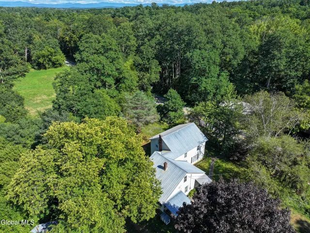 $385,000 | 77 Factoryville Road, Crown Point, NY 12928