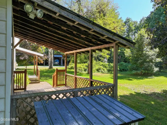 $385,000 | 77 Factoryville Road, Crown Point, NY 12928