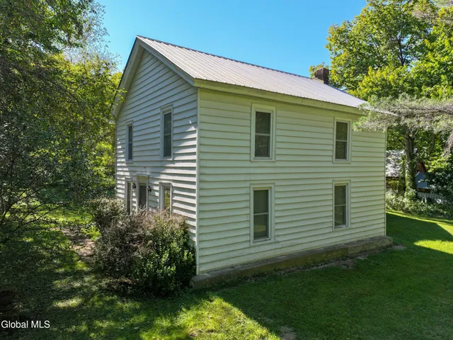 $385,000 | 77 Factoryville Road, Crown Point, NY 12928