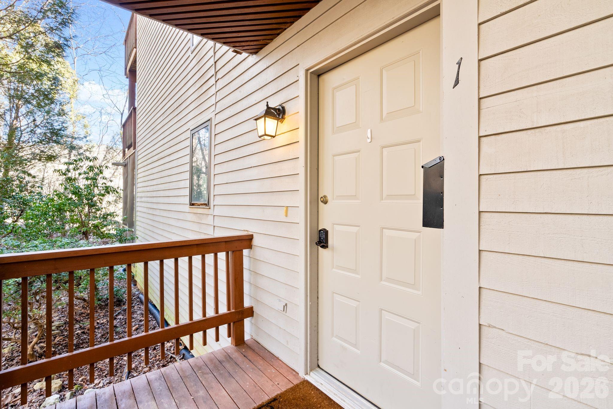 299 Blue Ridge Drive South, Unit 1 Marion, NC 28752 - Photo 3 of 21