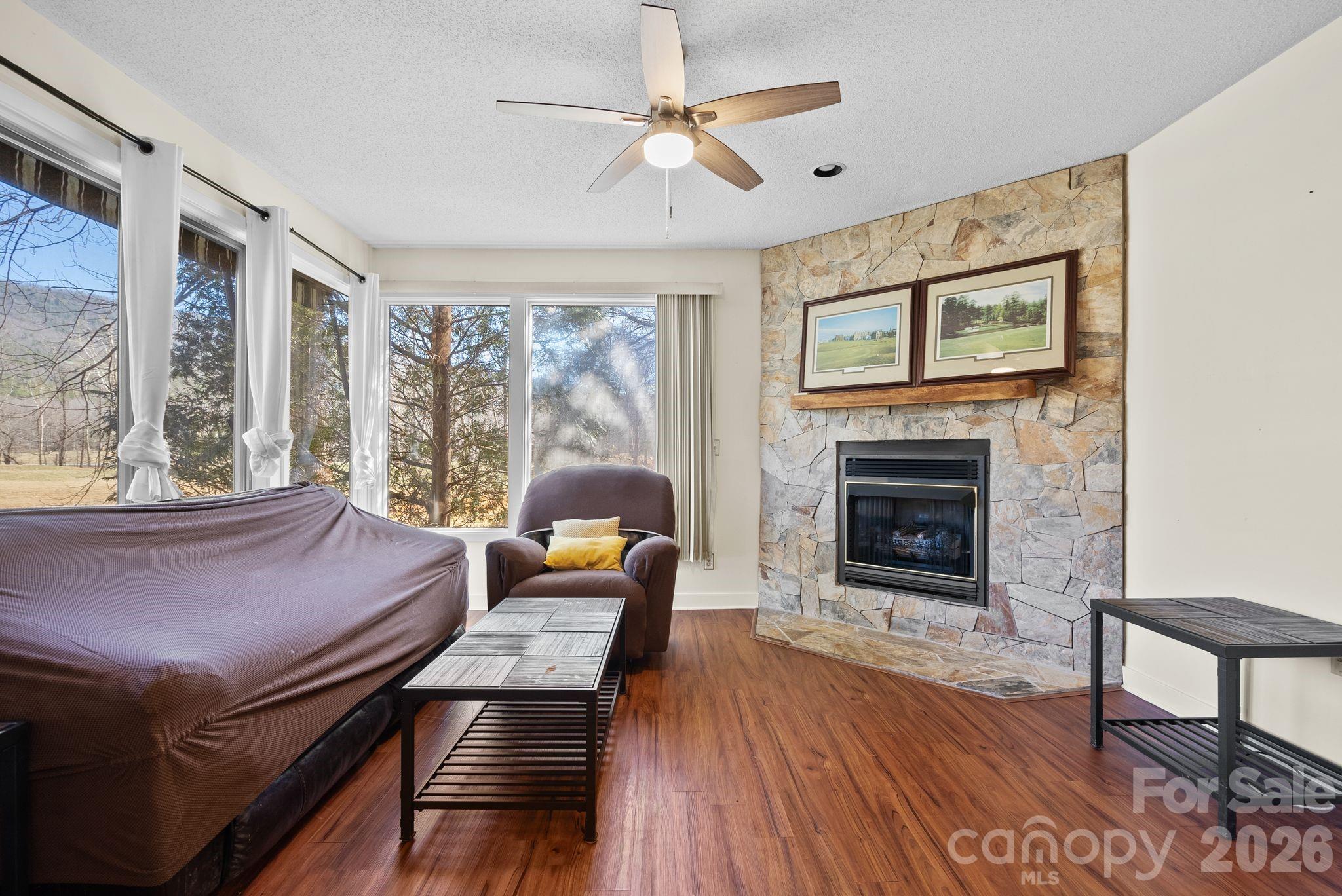 299 Blue Ridge Drive South, Unit 1 Marion, NC 28752 - Photo 6 of 21