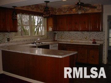 1760 Wasson Road Eldorado, IL 62930 - Photo 6 of 10 Gallery Image 6