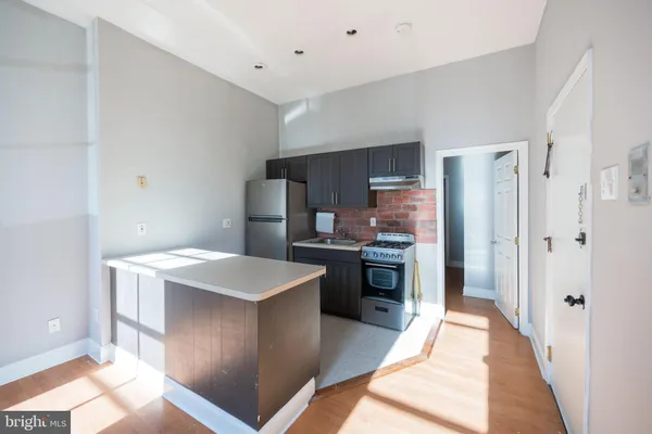 $1,250 | 2123 Spring Garden Street, Unit 1F, Philadelphia, PA 19130