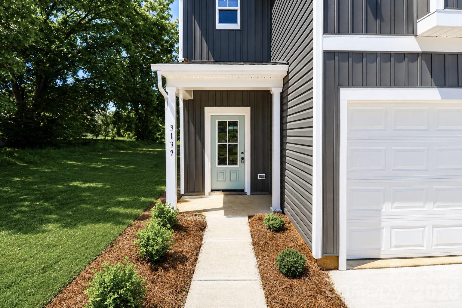 3139 Old Mountain Road Stony Point, NC 28678 - Photo 2 of 38