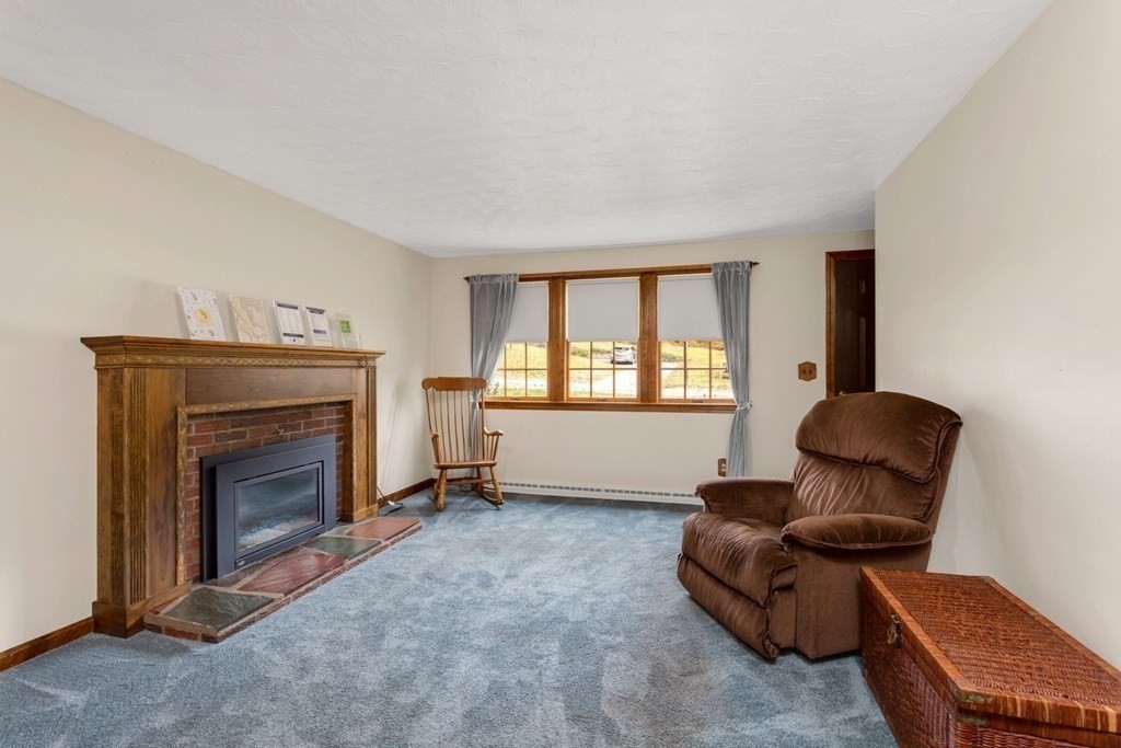 8 Rolling Ridge Road Franklin, MA 02038 - Photo 15 of 42 Gallery Image 15