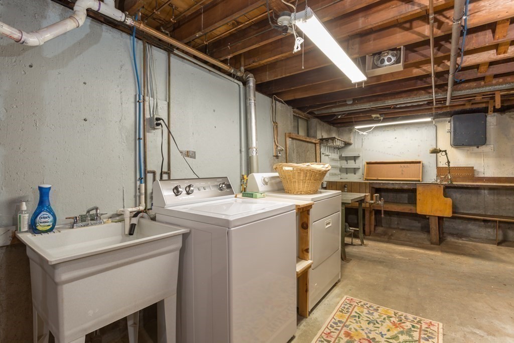 8 Rolling Ridge Road Franklin, MA 02038 - Photo 26 of 42 Gallery Image 26