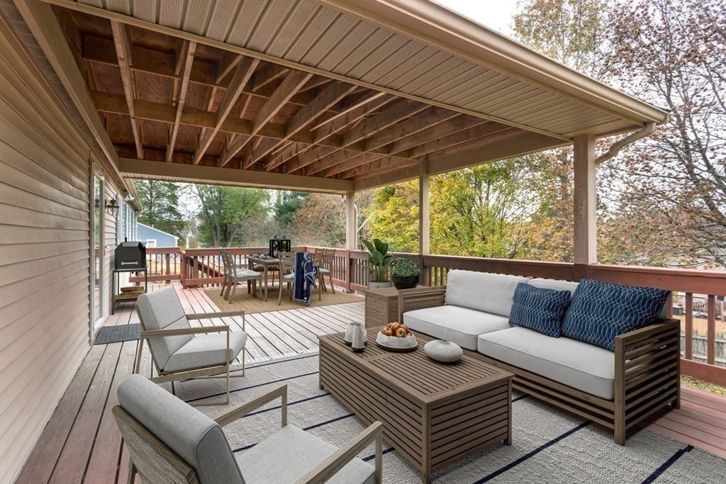 8 Rolling Ridge Road Franklin, MA 02038 - Photo 6 of 42 Gallery Image 6