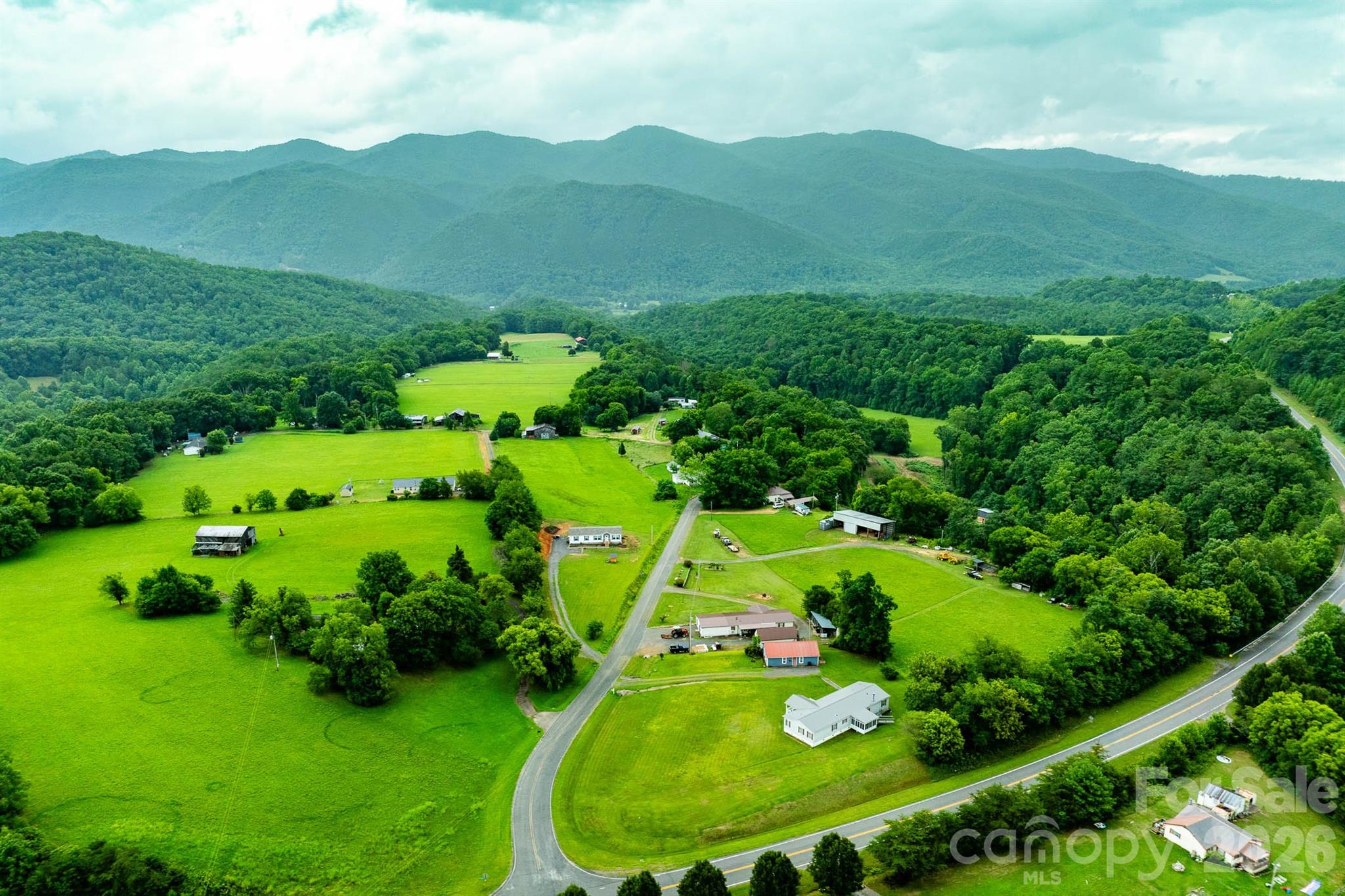 755 Fairview Loop Hot Springs, NC 28743 - Photo 12 of 48