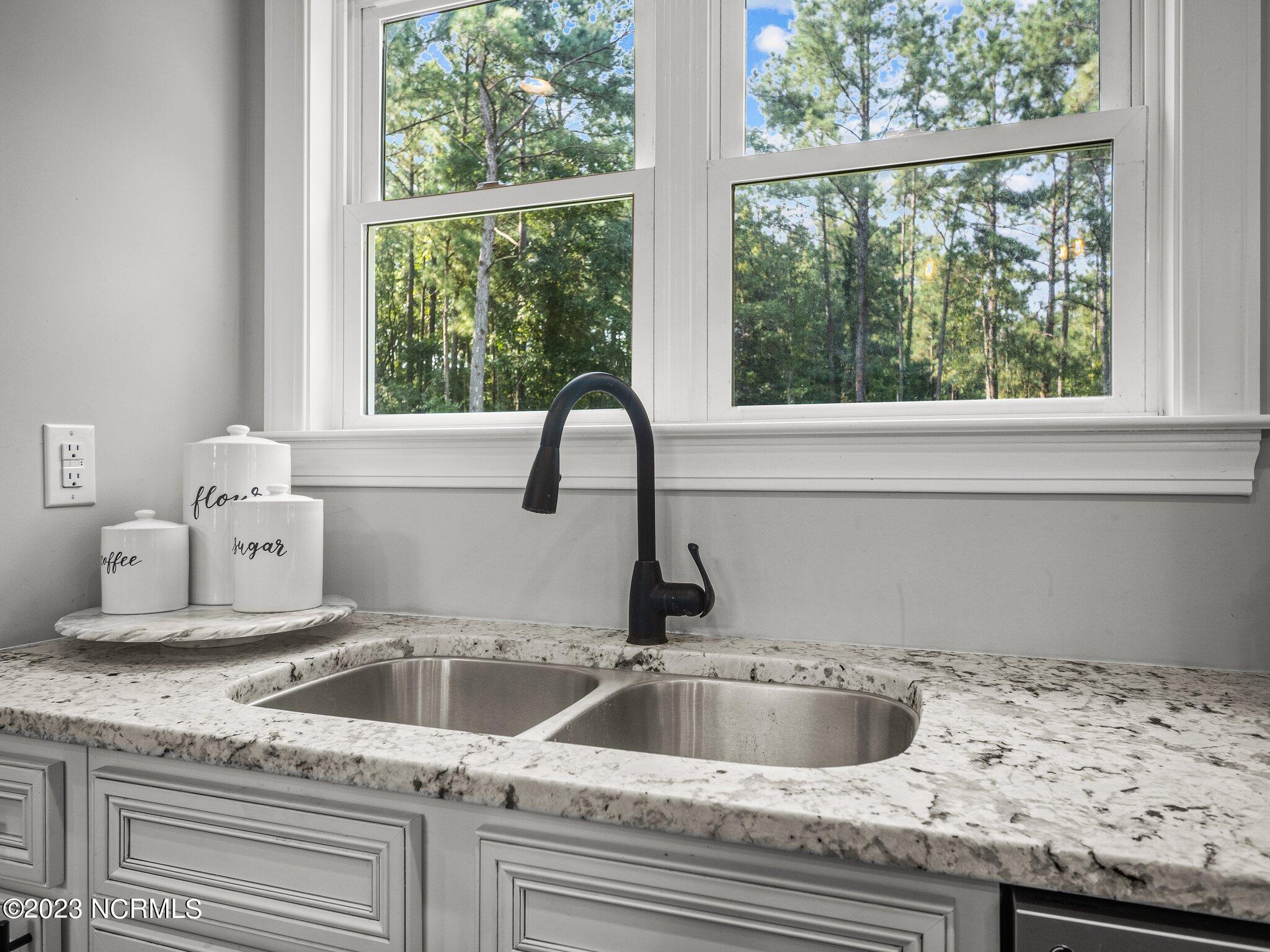 1195 Belgrade-Swansboro Road Hubert, NC 28539 - Photo 10 of 38 Kitchen