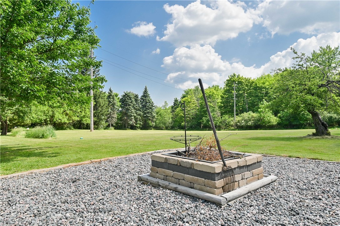 2725 Rockefeller Road Willoughby Hills, OH 44092 - Photo 15 of 21 View of yard