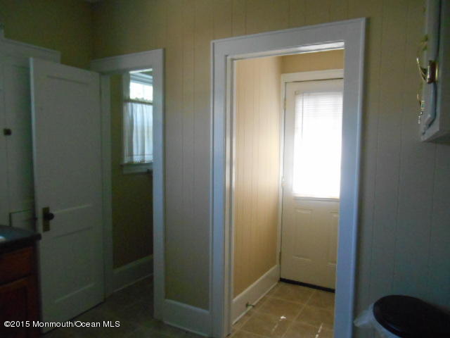 7-a-b Ellis Street Freehold, NJ 07728 - Photo 18 of 23
