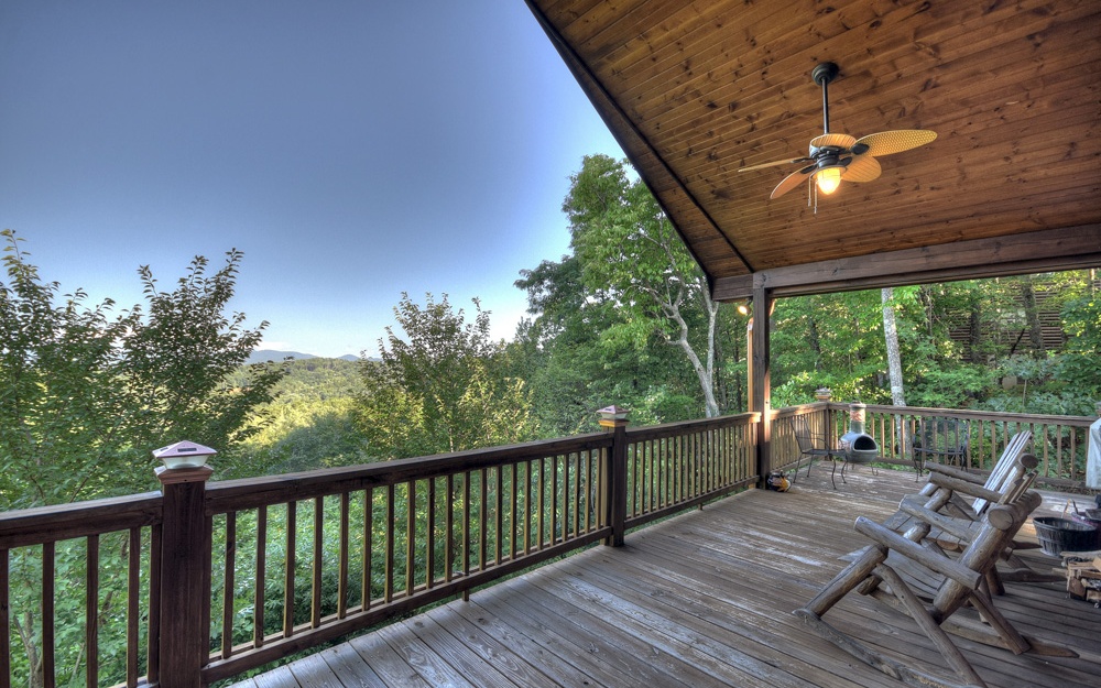 490 Eagles Nest Mountain Road Blue Ridge, GA 30513 - Photo 1 of 1 Main View