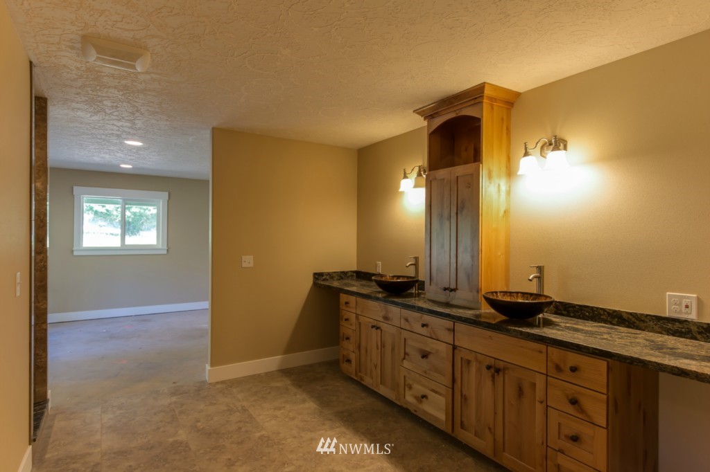 219 Bunker Hill Road Longview, WA 98632 - Photo 22 of 25