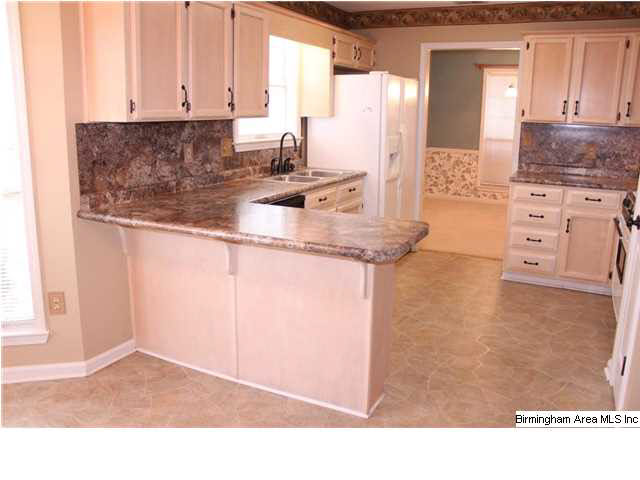 176 Greenfield Lane Alabaster, AL 35007 - Photo 2 of 28