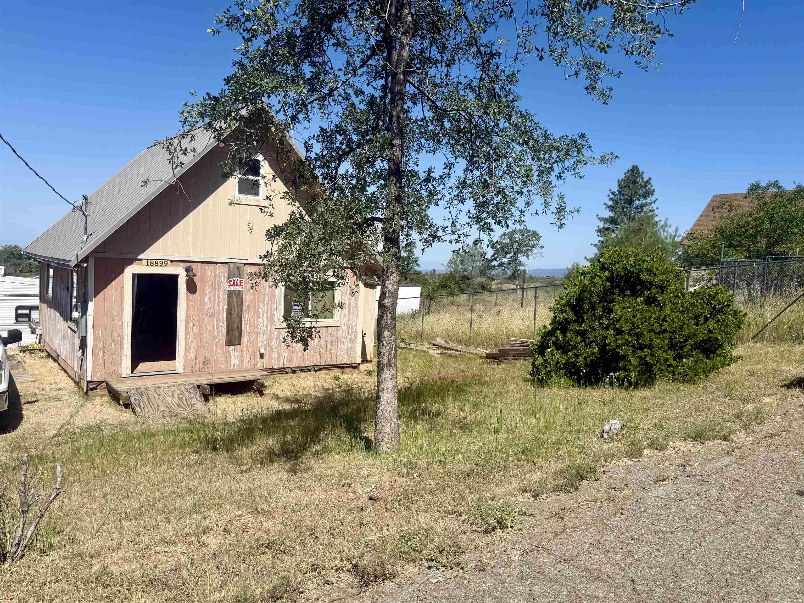 18899 Explorer Road, Unit 18893 EXPLORER ROAD Paynes Creek, CA 96075 - Photo 3 of 16