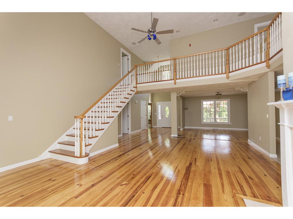 16 Candlestick Lane Sandown, NH 03873 - Photo 2 of 34