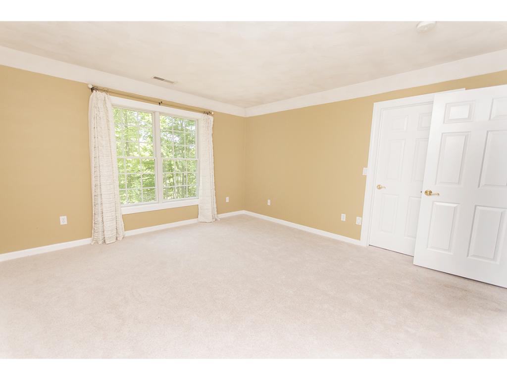 16 Candlestick Lane Sandown, NH 03873 - Photo 20 of 34