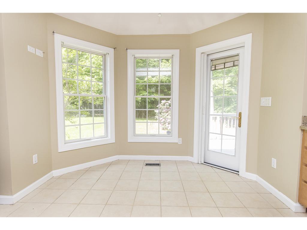 16 Candlestick Lane Sandown, NH 03873 - Photo 8 of 34