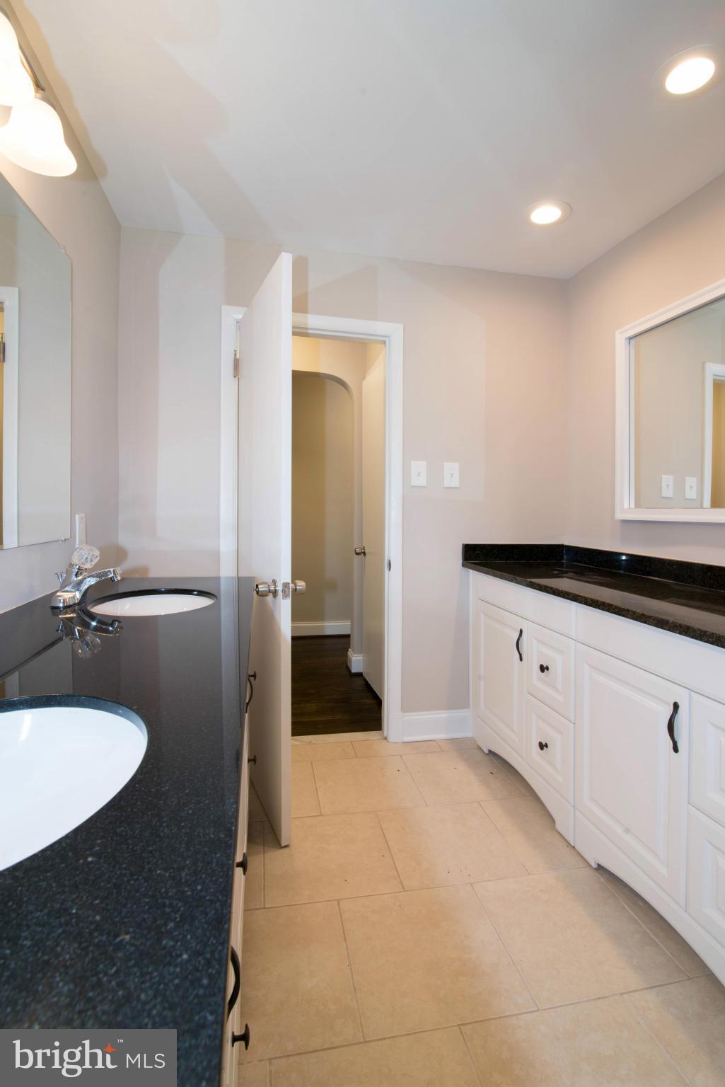 9586 Frederick Road Ellicott City, MD 21042 - Photo 21 of 30 Bath