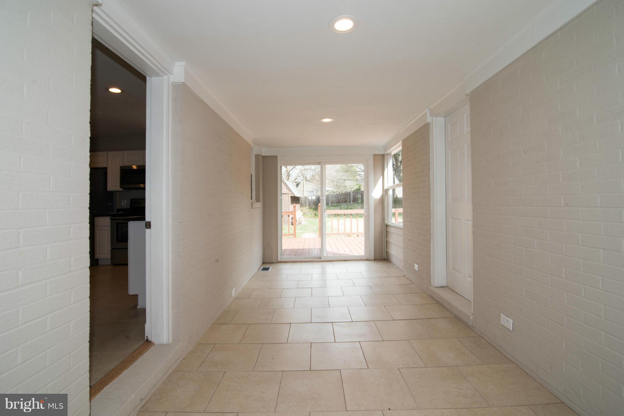 9586 Frederick Road Ellicott City, MD 21042 - Photo 23 of 30 Sunroom