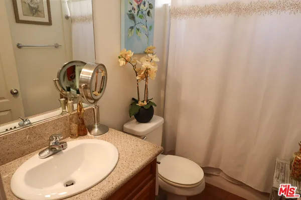 $549,900 | 12368 Osborne Street, Unit 1, Pacoima, CA 91331