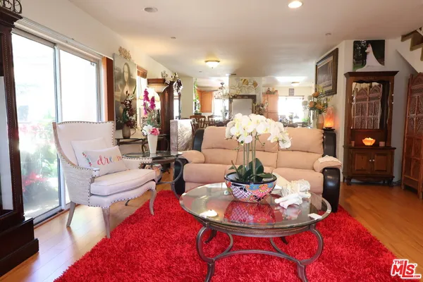 $549,900 | 12368 Osborne Street, Unit 1, Pacoima, CA 91331