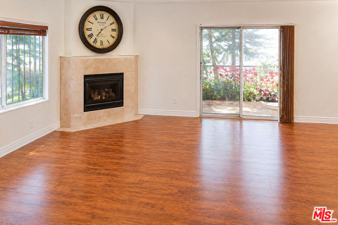 12368 Osborne Street, Unit 1 Pacoima, CA 91331 - Photo 5 of 36