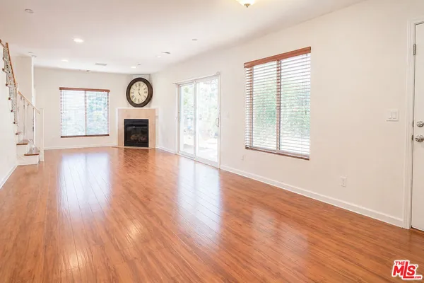 $549,900 | 12368 Osborne Street, Unit 1, Pacoima, CA 91331