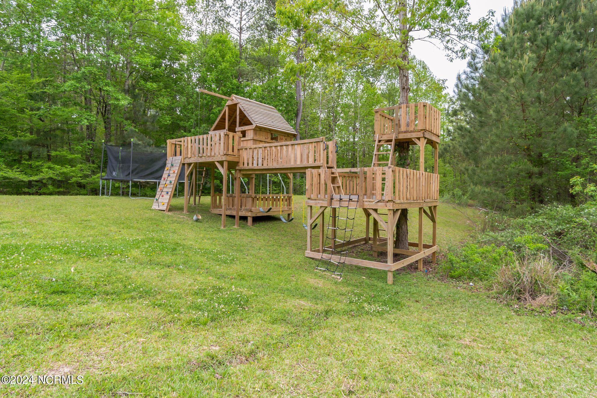 29 Gables Road New Bern, NC 28562 - Photo 91 of 104 Rear
