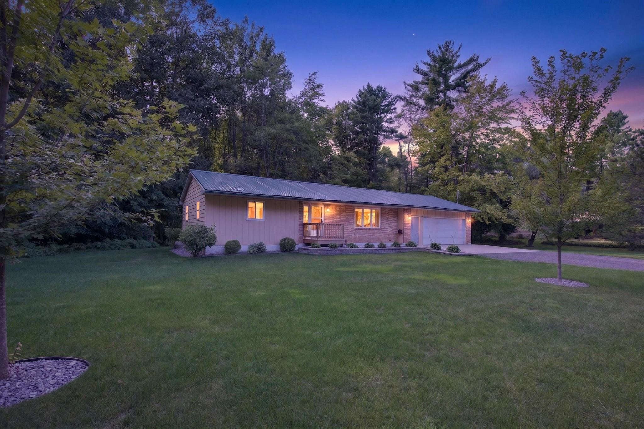 6979 County Road South Rudolph, WI 54475 - Photo 2 of 44 Gallery Image 2