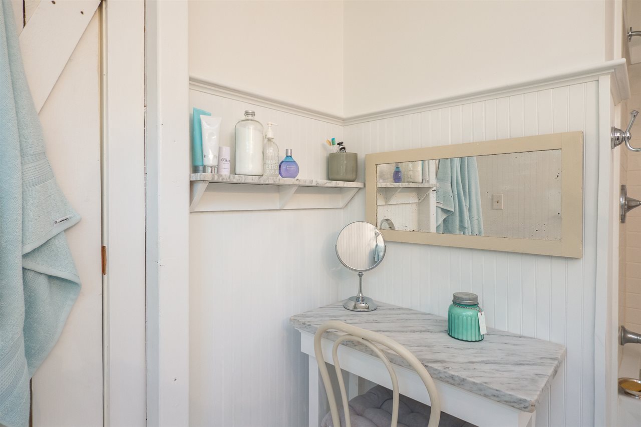 15 Kirriemuir Road, Unit 15 Stratham, NH 03885 - Photo 22 of 32