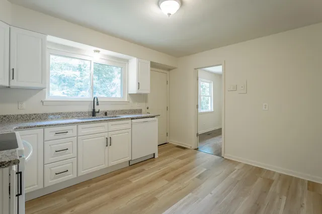 $299,977 | 3646 Thrushwood Drive, Chattanooga, TN 37415