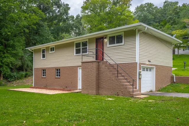 $299,977 | 3646 Thrushwood Drive, Chattanooga, TN 37415