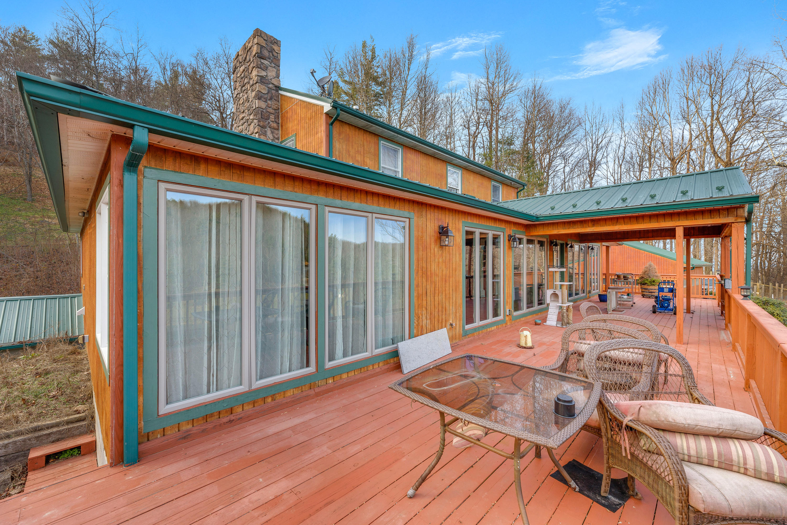 10609 Lancaster Road Bent Mountain, VA 24059 - Photo 14 of 36 Deck-Home view