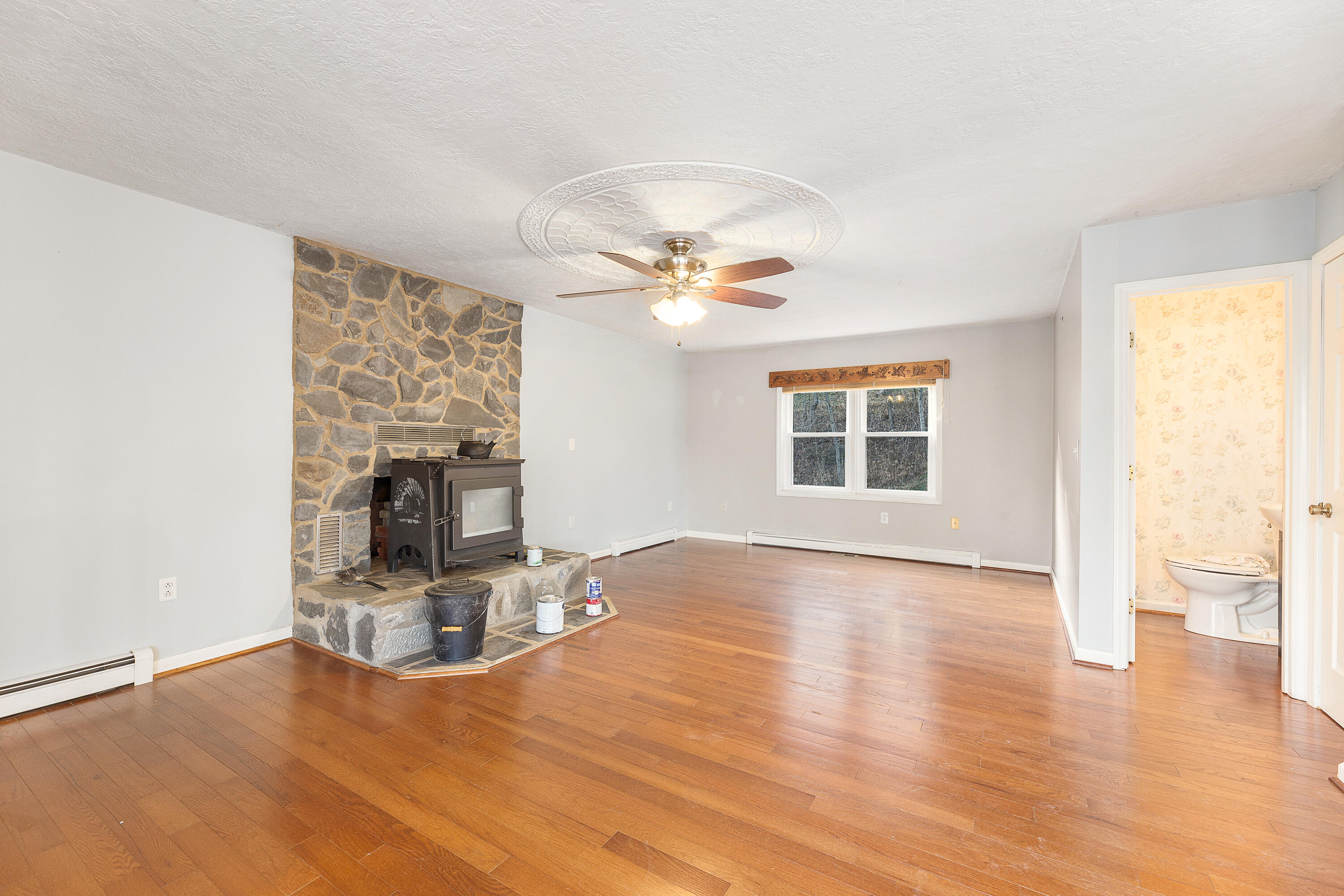 10609 Lancaster Road Bent Mountain, VA 24059 - Photo 19 of 36 Family Room