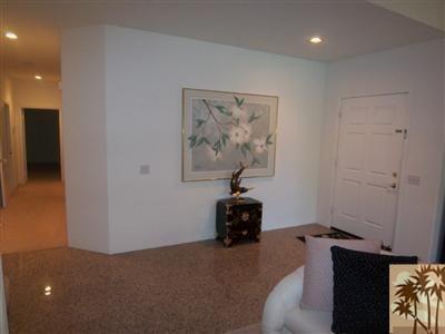 27 Oak Tree Drive Rancho Mirage, CA 92270 - Photo 2 of 21