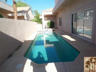 27 Oak Tree Drive Rancho Mirage, CA 92270 - Photo 8 of 21 a view of yard
