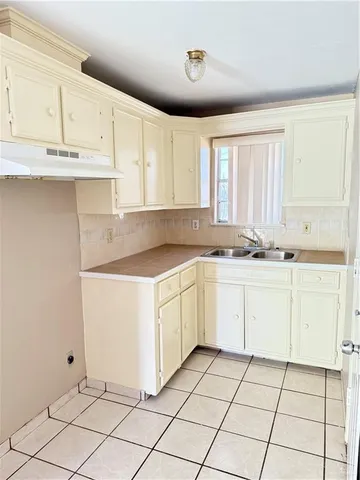 $800 | 4321 Royal Palm Street, Mission, TX 78572