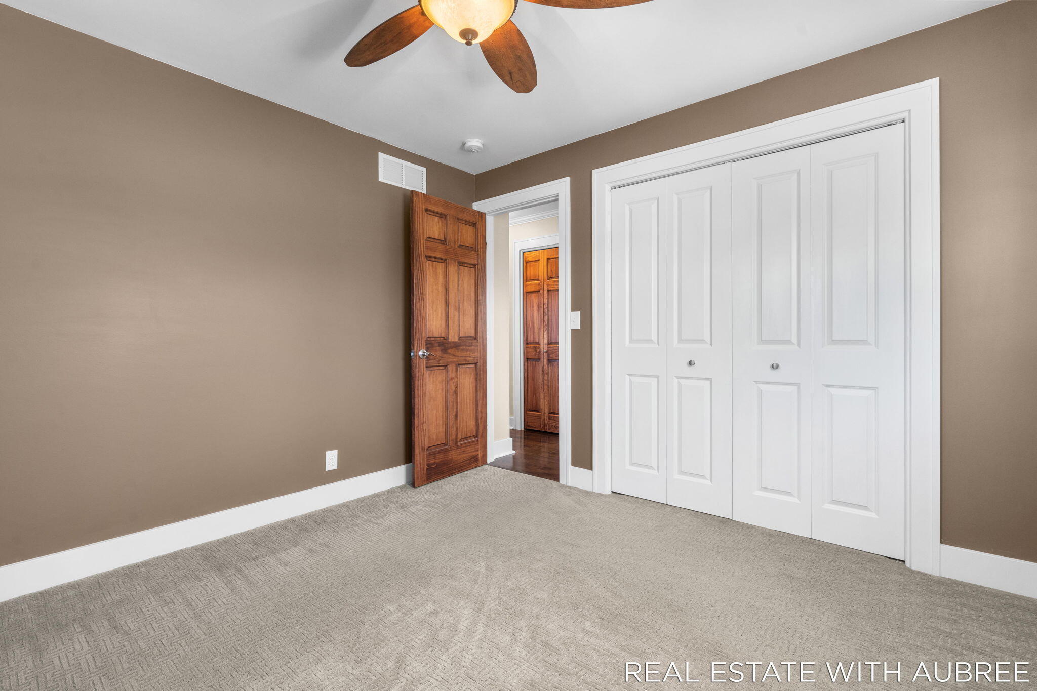 14710 Riley Street Holland, MI 49424 - Photo 17 of 40 17-web-or-mls-A7403876