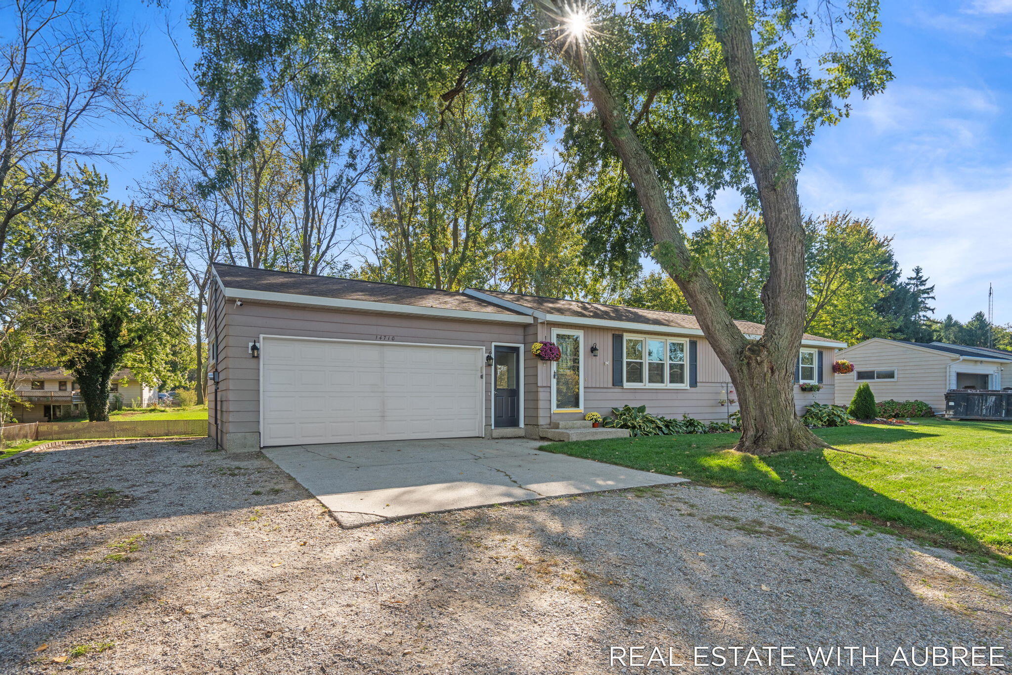14710 Riley Street Holland, MI 49424 - Photo 4 of 40 4-web-or-mls-A7403909