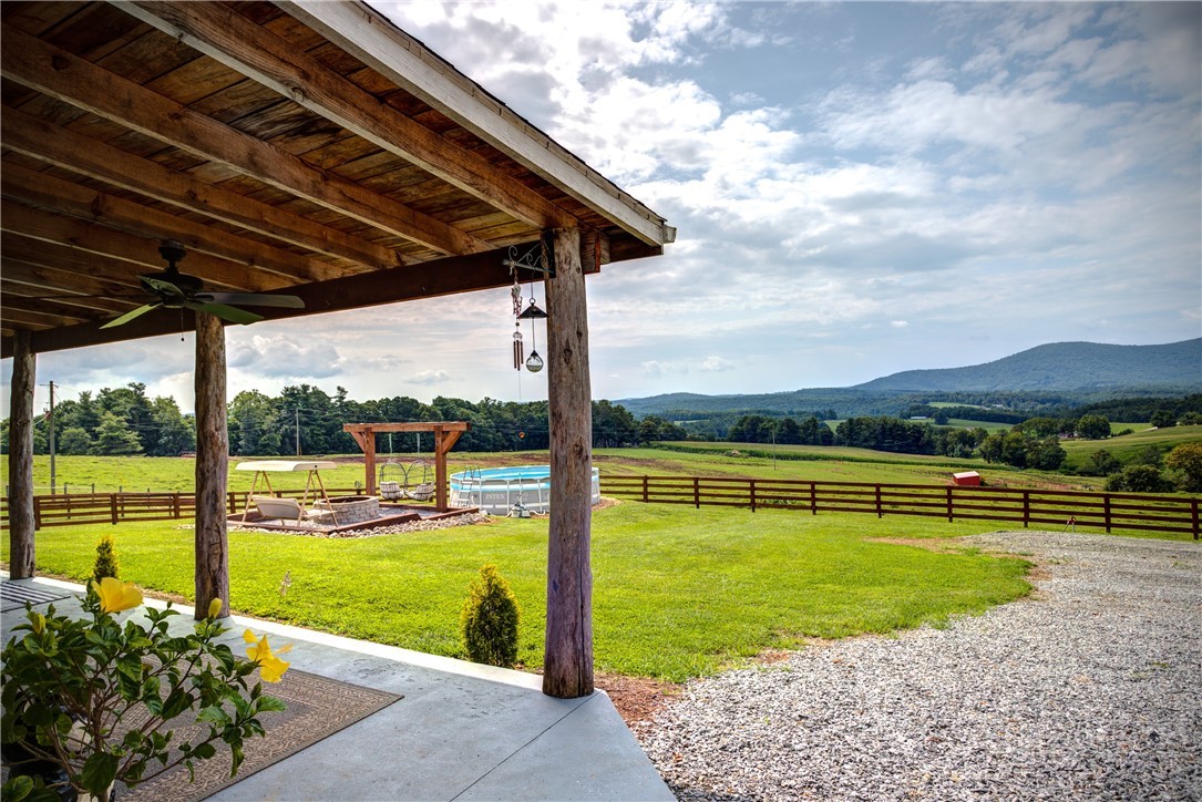 1299 Quincy Road Sparta, NC 28675 - Photo 7 of 50 Gallery Image 7