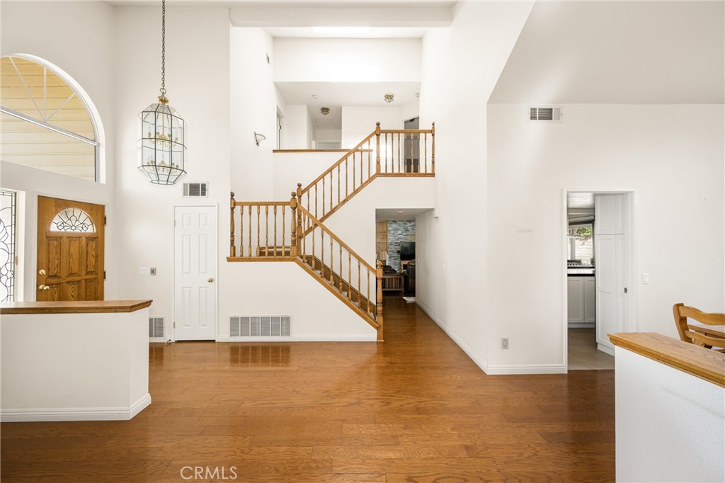 3250 North Geronimo Avenue Simi Valley, CA 93063 - Photo 14 of 47 a view of a living room with fireplace