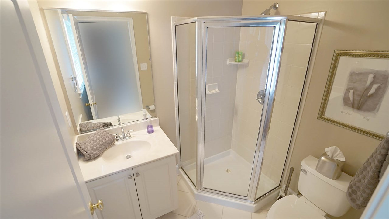 11203 Ridgegate Drive Raleigh, NC 27617 - Photo 19 of 30 Bathroom