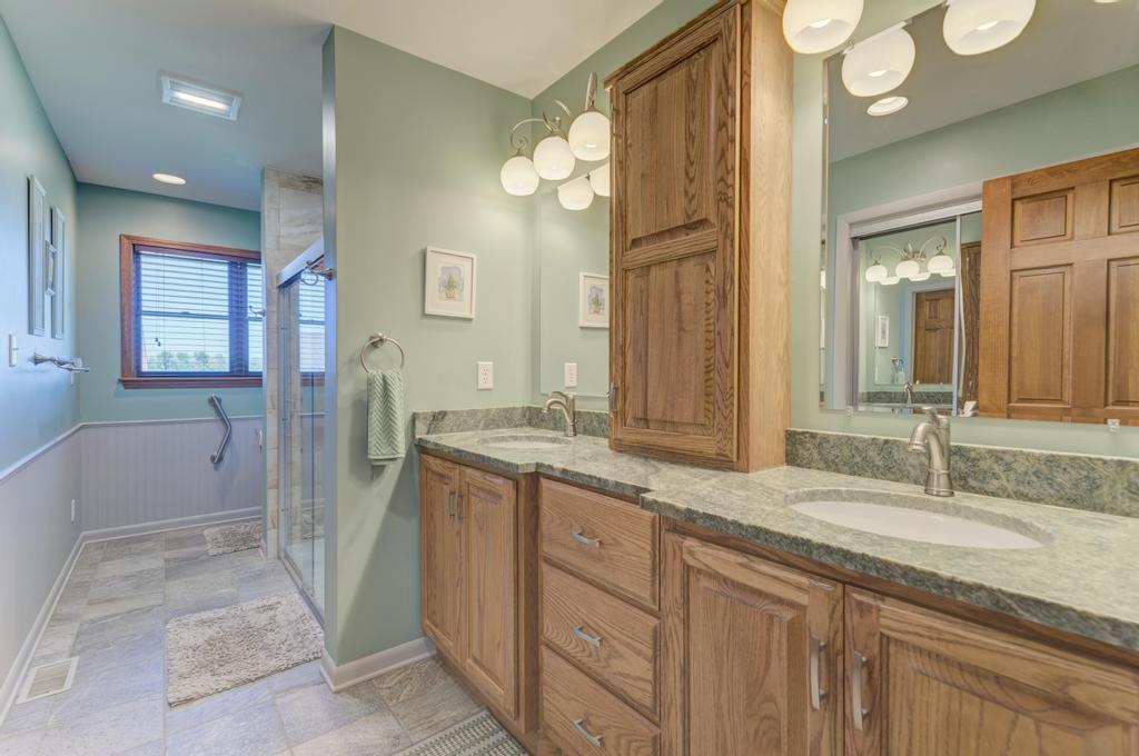 1570 South Sandbar Road Kankakee, IL 60901 - Photo 20 of 45
