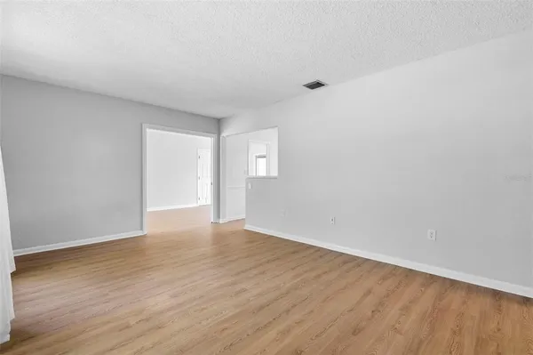 $2,300 | 1600 Sherwood Street, Clearwater, FL 33755