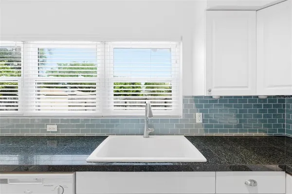 $2,300 | 1600 Sherwood Street, Clearwater, FL 33755